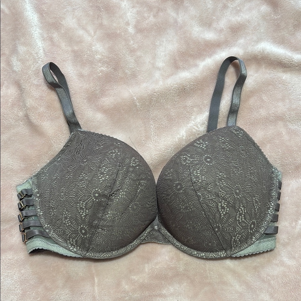 Victoria's Secret Very Sexy push up